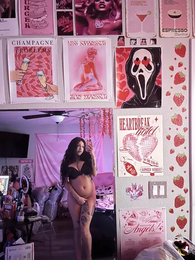 Do you love to have sex in front of the mirror? cover image