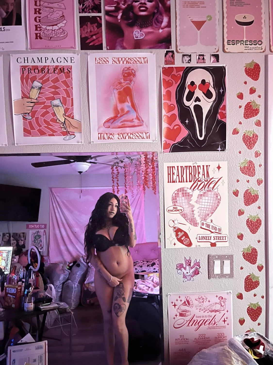 Do you love to have sex in front of the mirror? main image