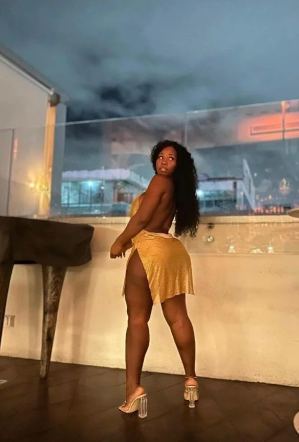JULY BUBLES SEXY MORENAZA image 46