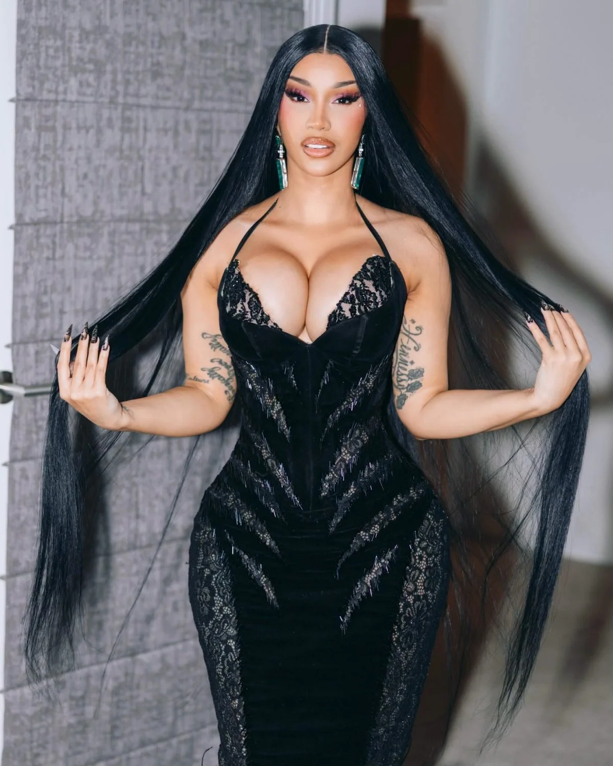Cardi was Made for gooning 💦🍆 And going balls deep ! image 3
