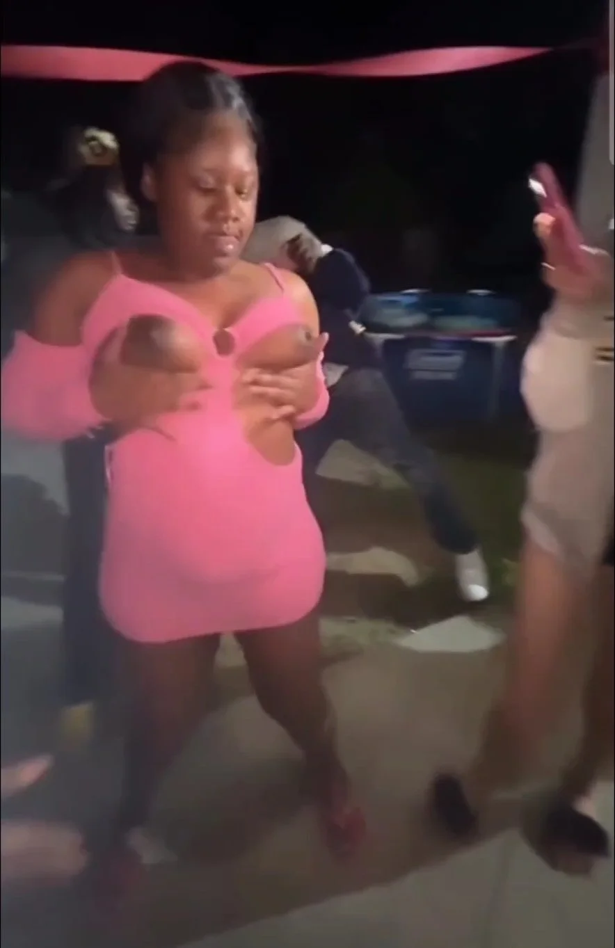 Lit House party thot flashin titties main image