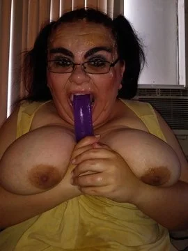 Ms TL Throat Granny image 8