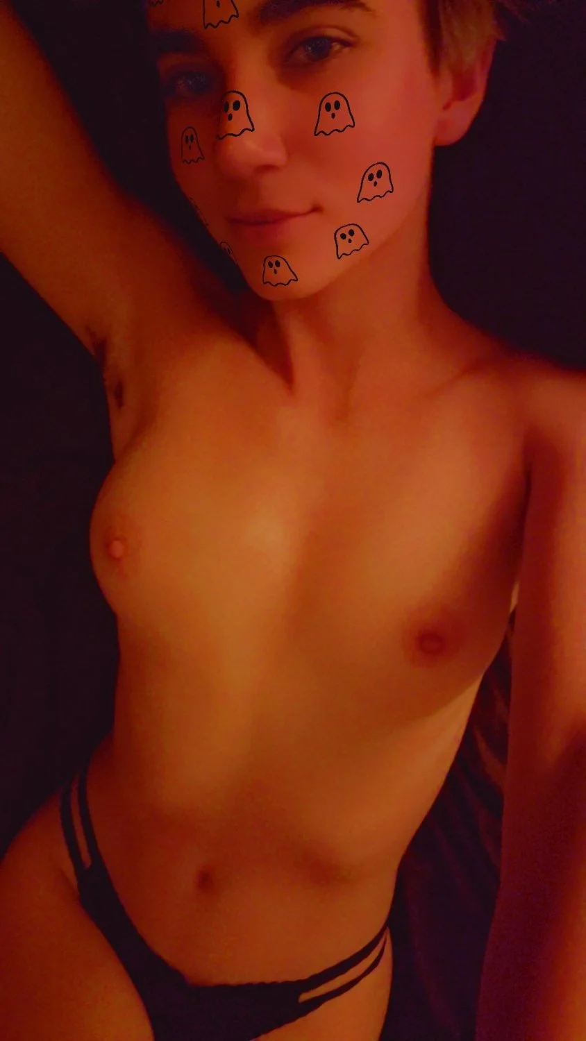 Slut girlfriend Lauren leaked image 13