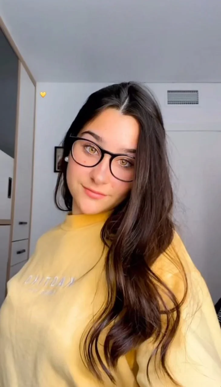 Que rico esta puta masturbense y sáquense toda la leche con ella image 11