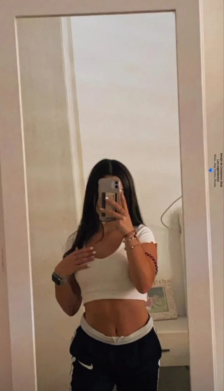 Que rico esta puta masturbense y sáquense toda la leche con ella image 32