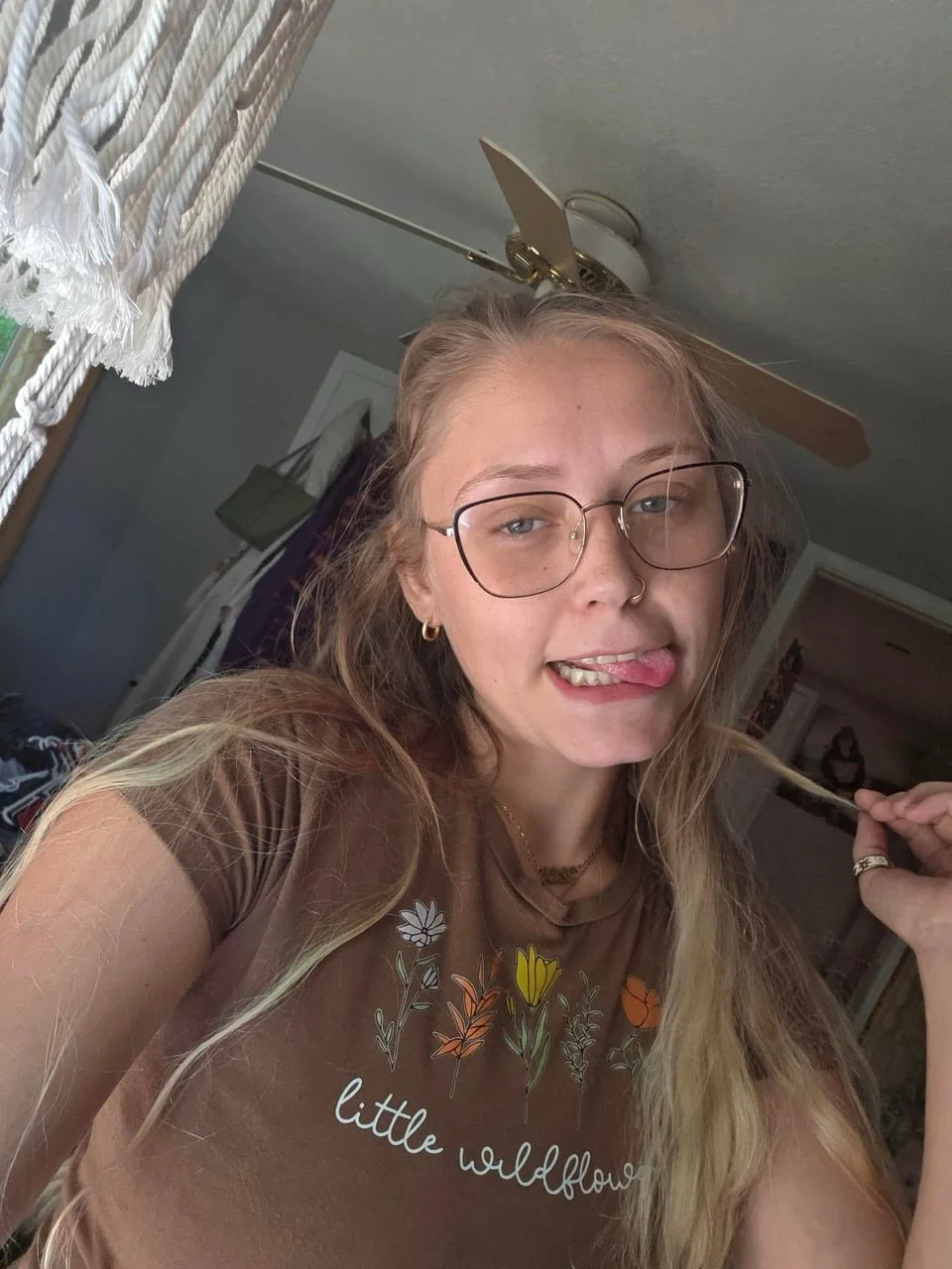 Love me some saggy tits image 19