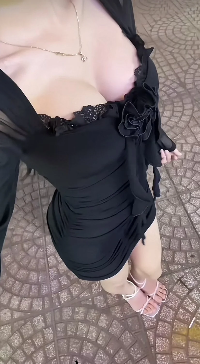 dress image 11