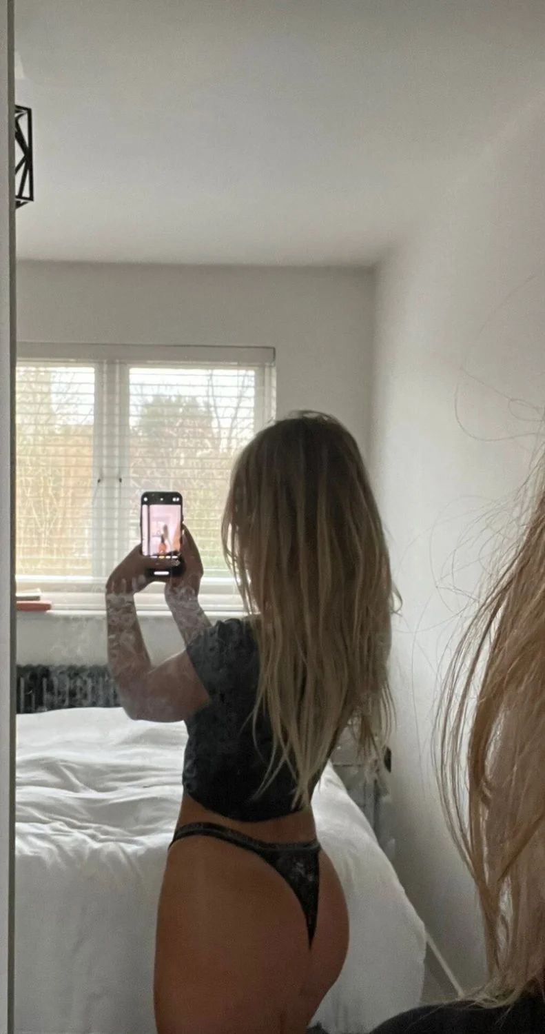 barely legal 18y/o slut perfect body image 11