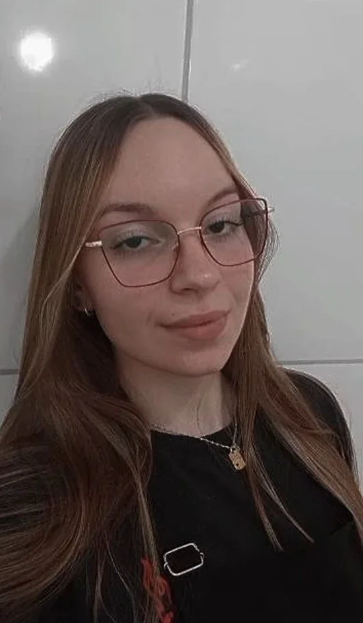 Gabi Lemos de 19 Anos SP image 5