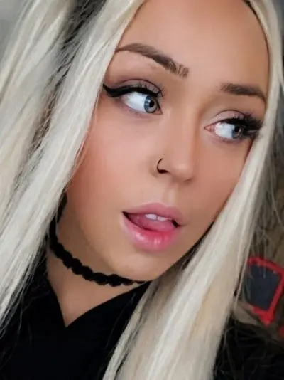pregnant teen thot Mindy Marie Rucinski gets shared cover image