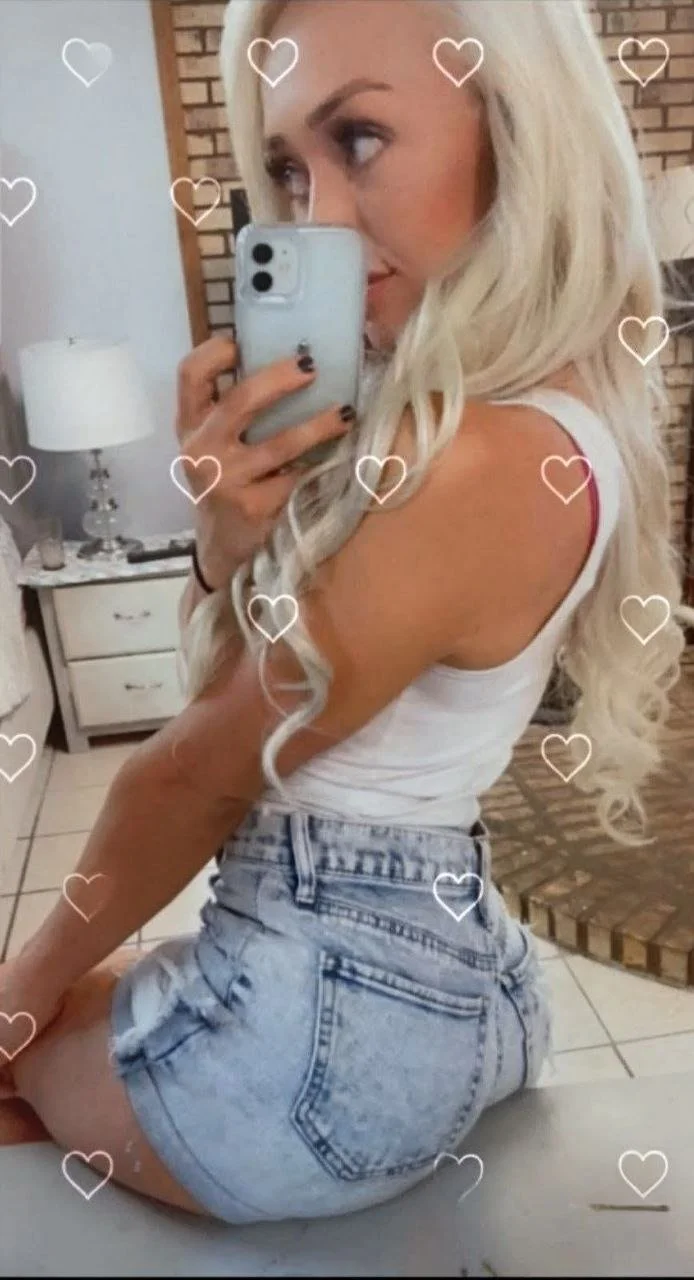 pregnant teen thot Mindy Marie Rucinski gets shared image 4
