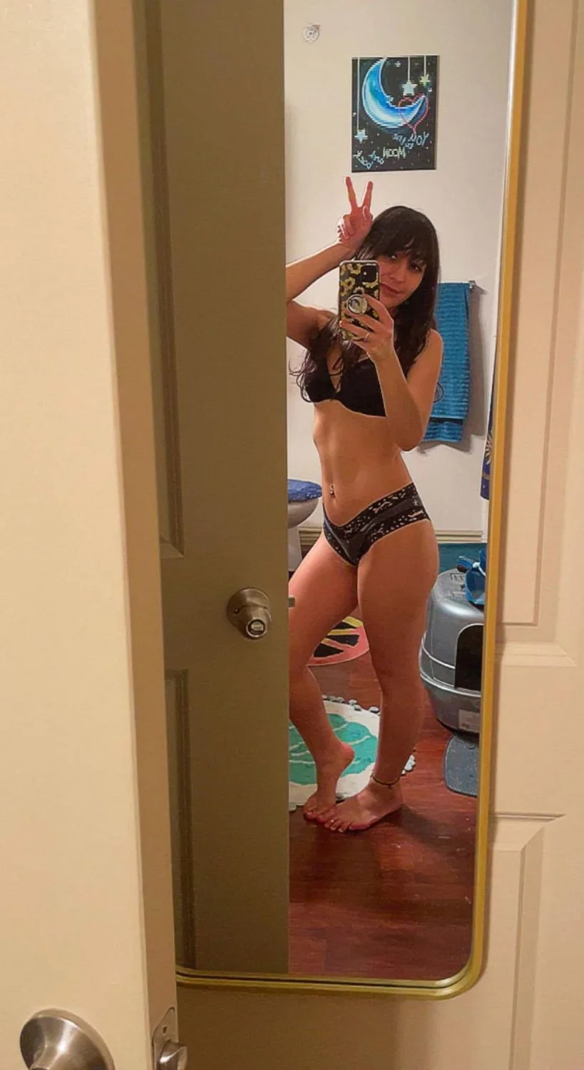 Chri$tina g33 image 1