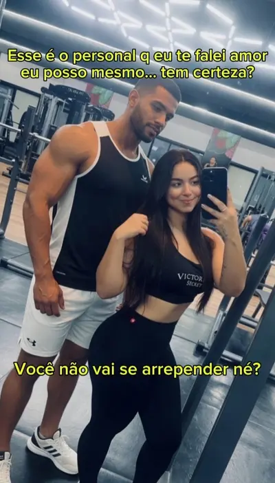 Esposa pediu do marido pra dar pro personal cover image