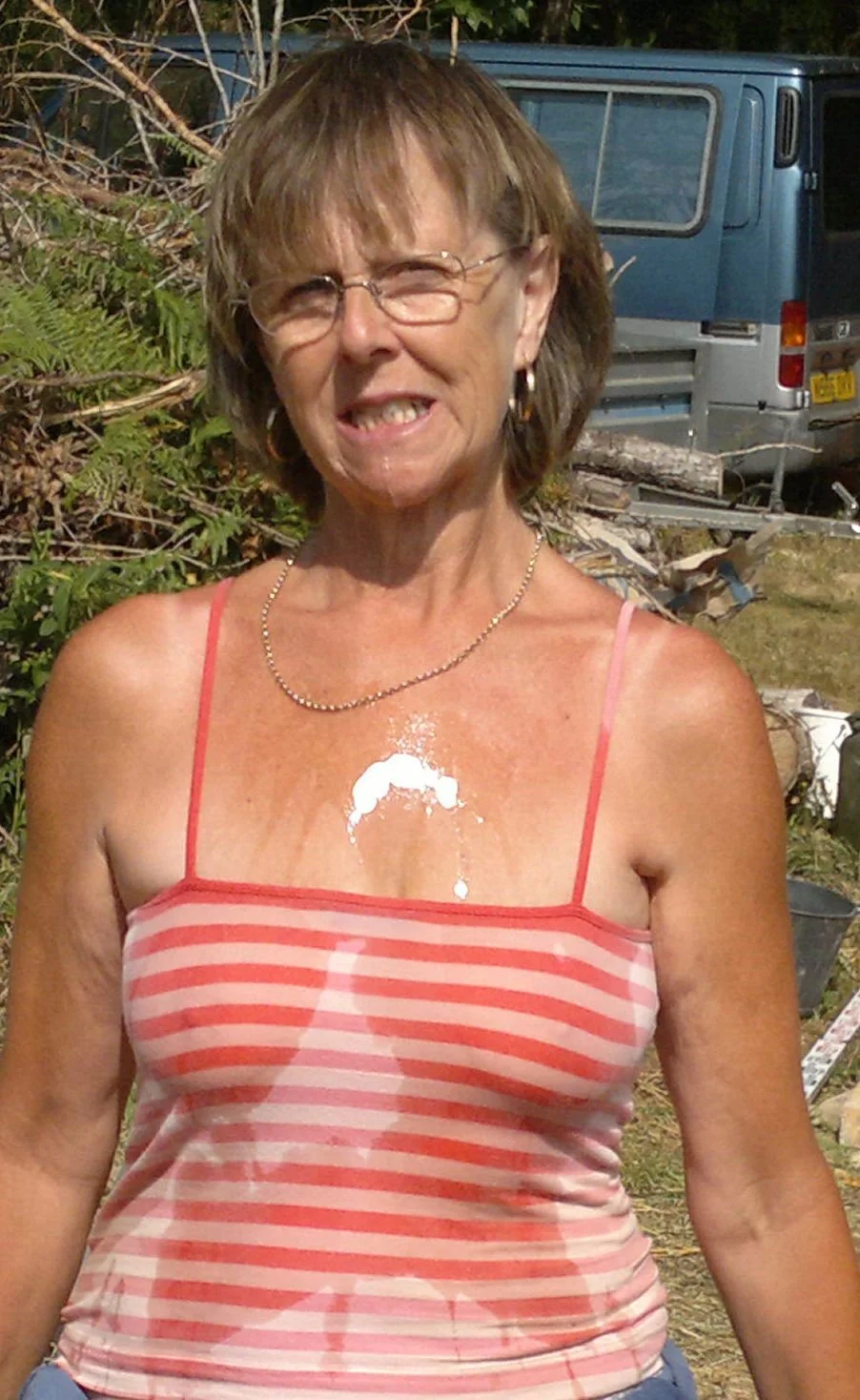 UK GILF Christine image 7