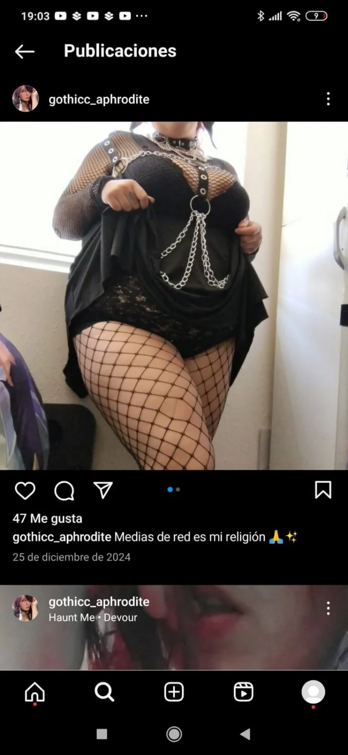gordita gotica rica y bien puta pt2 image 6