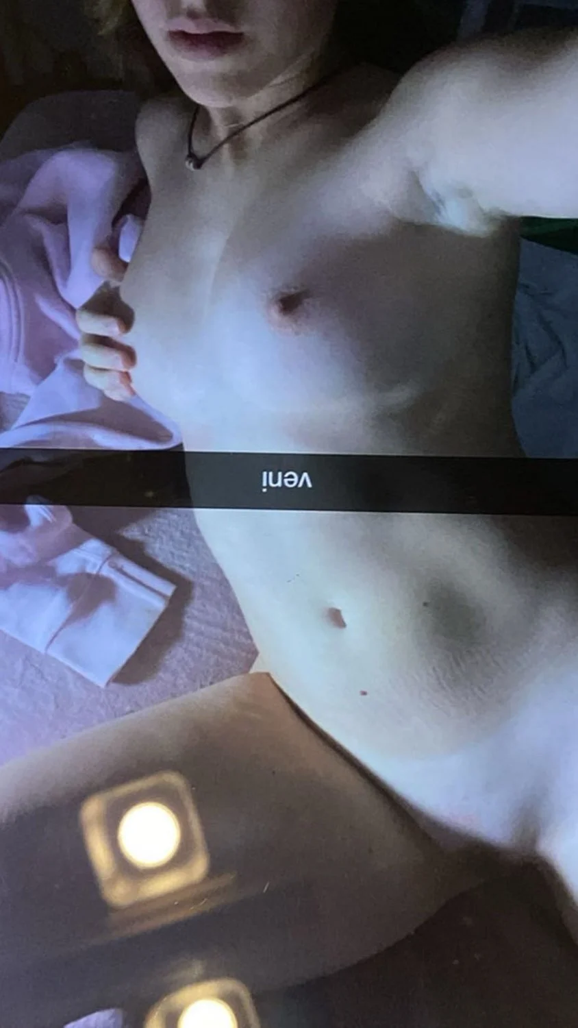 perfect teen sends nudes image 4
