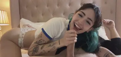 Slut Gives Head & Facial cover image