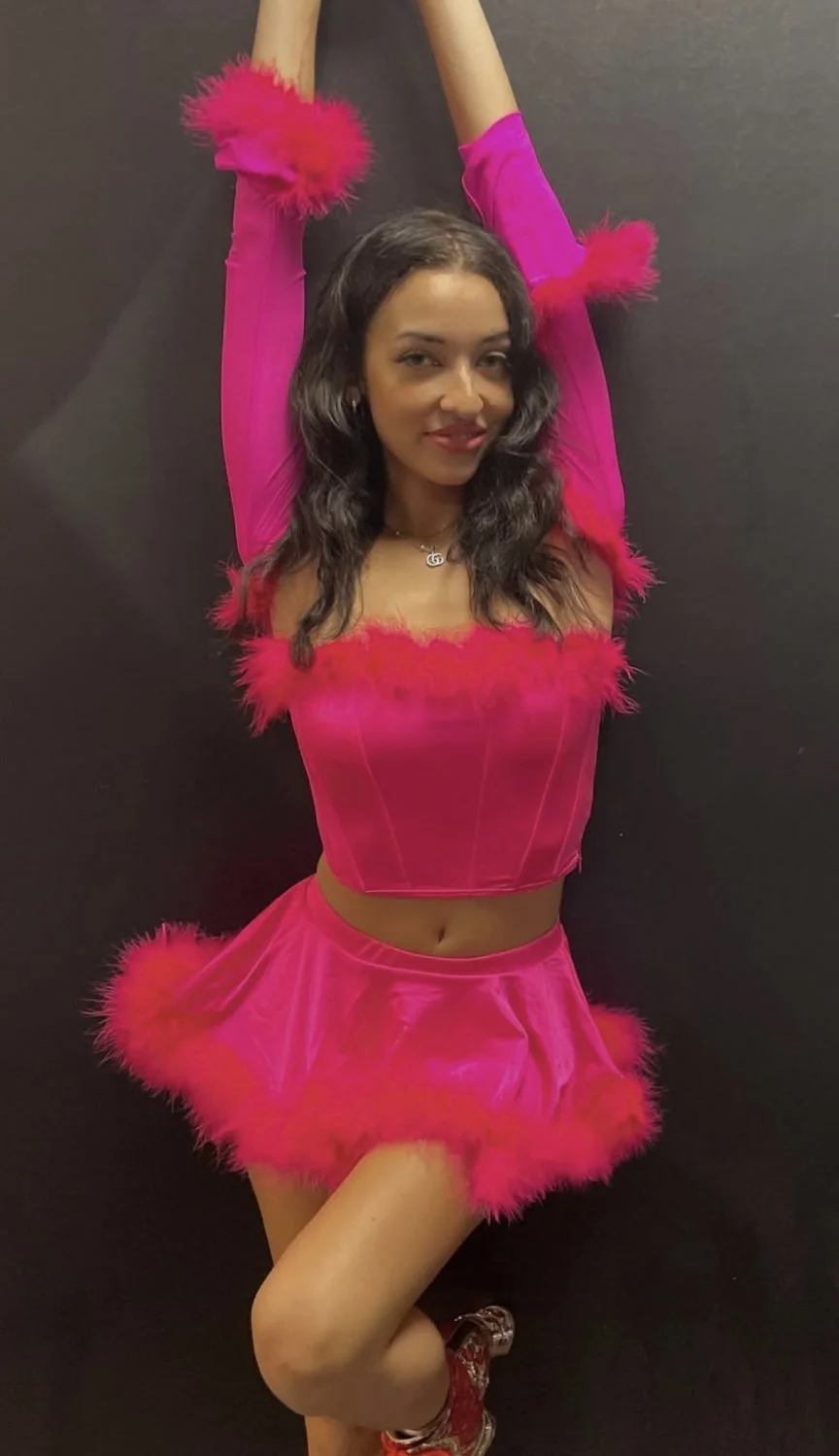 Beautiful light skin perfect body Georgia teen exposed image 9