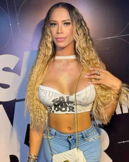 Taila Petrovick🌠🌠💥💥 C0m sua Pica Enorme e que PICA image 3