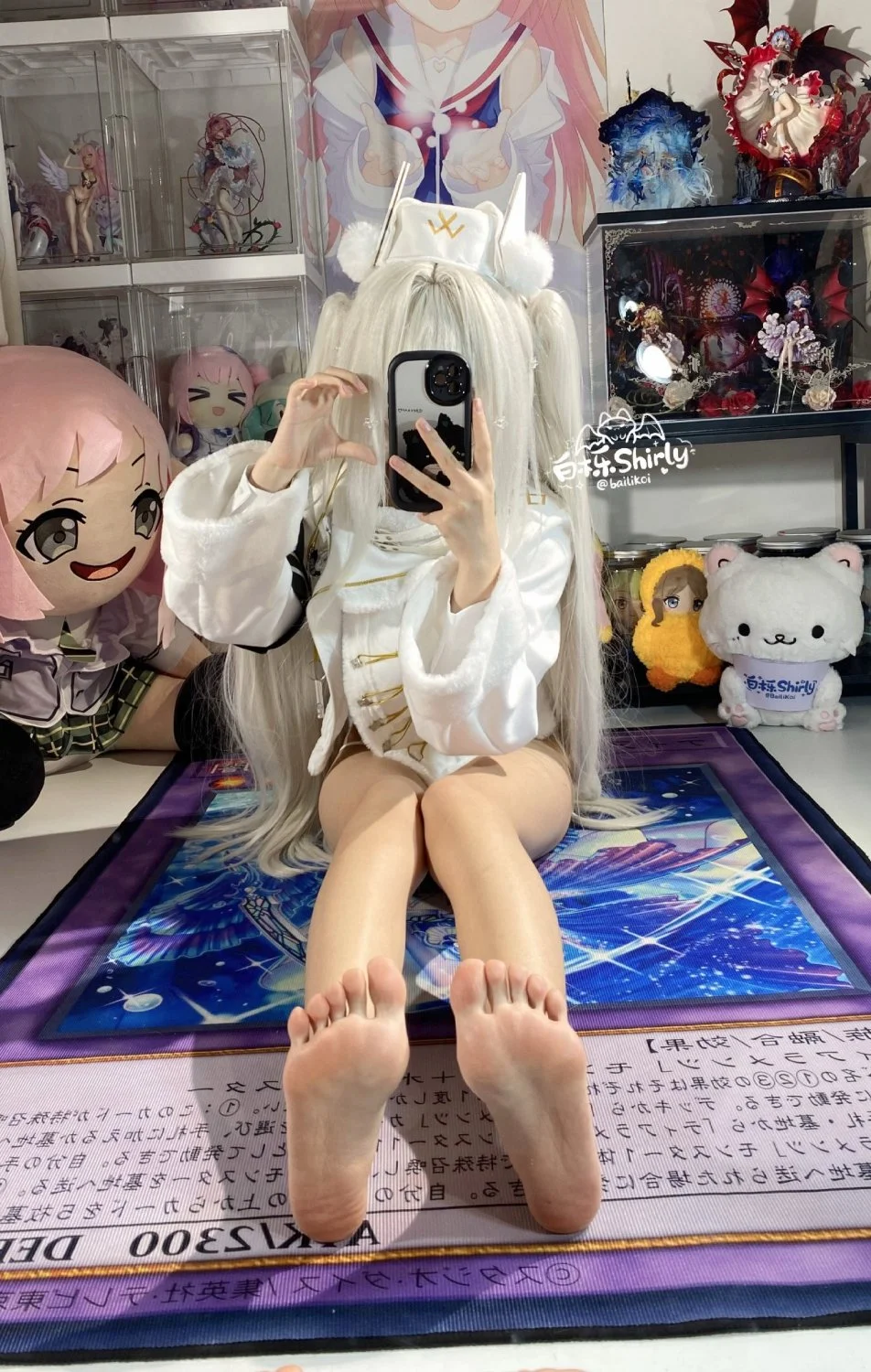 Pezinhos de cosplayer linda! 😋🤤 image 23