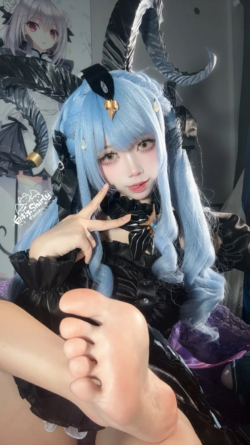 Pezinhos de cosplayer linda! 😋🤤 image 33