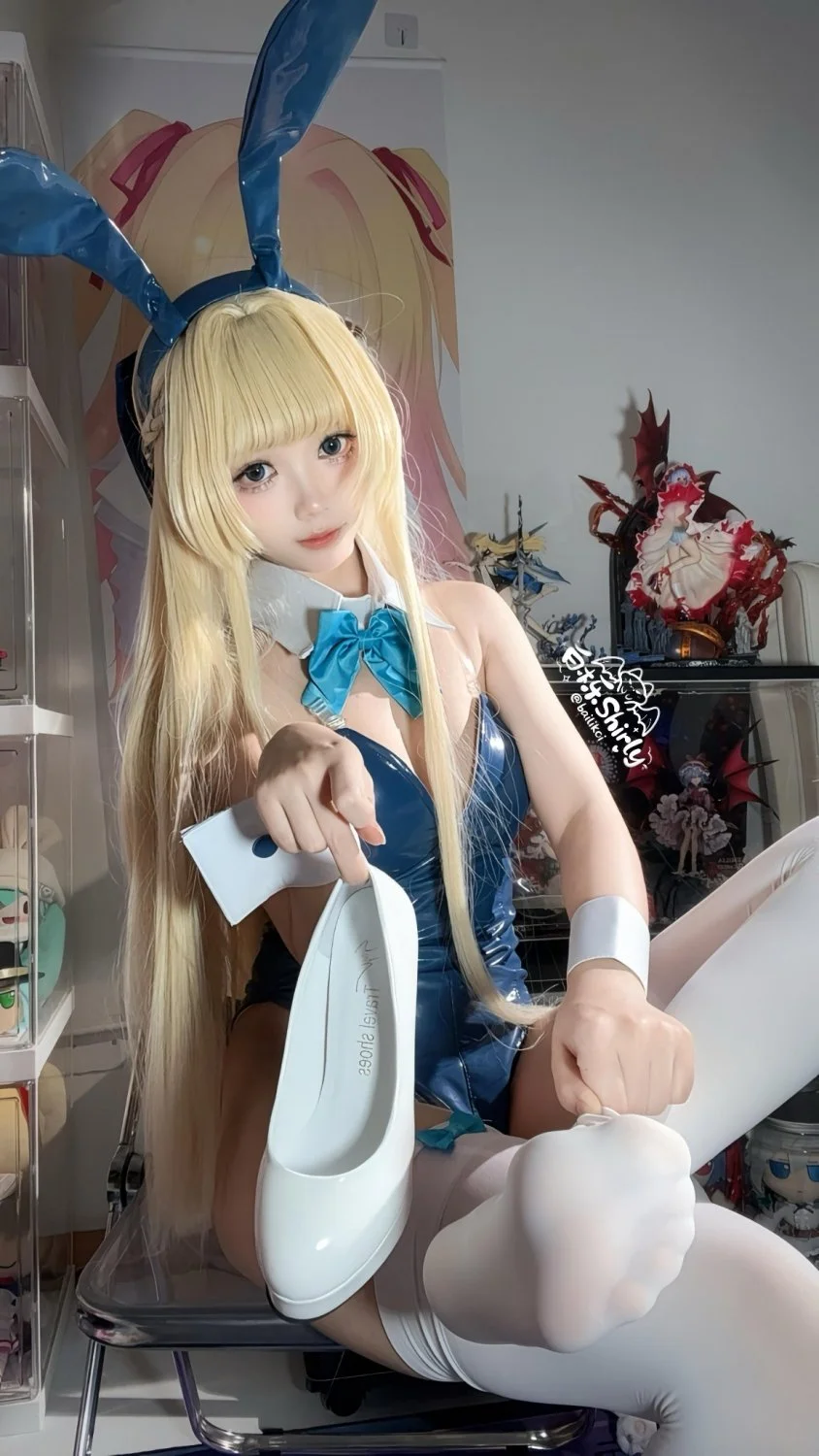 Pezinhos de cosplayer linda! 😋🤤 image 5