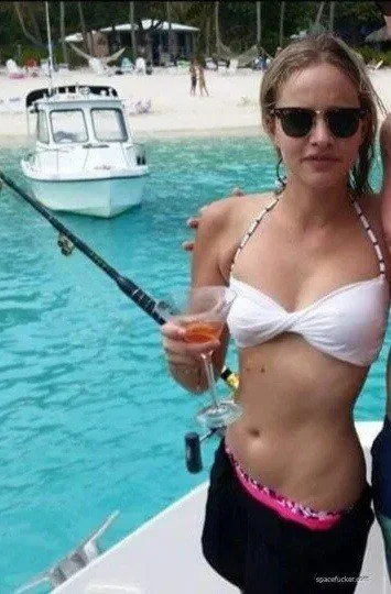 Family Sluts(Mom,Sister, Niece, Daughter in Law) image 4