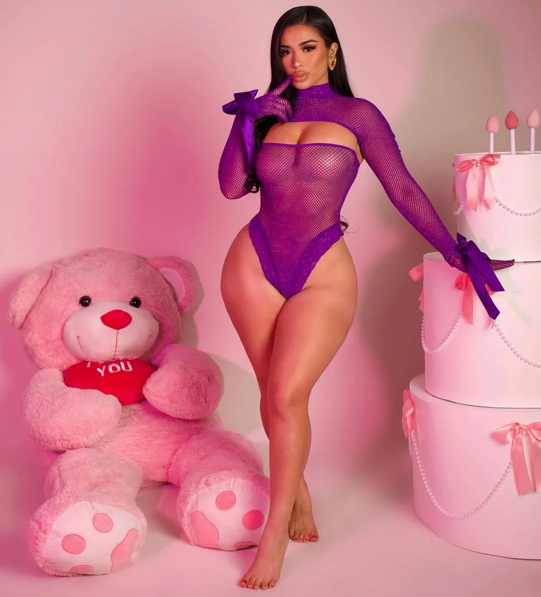 goon to latina hips and legs 2 image 13