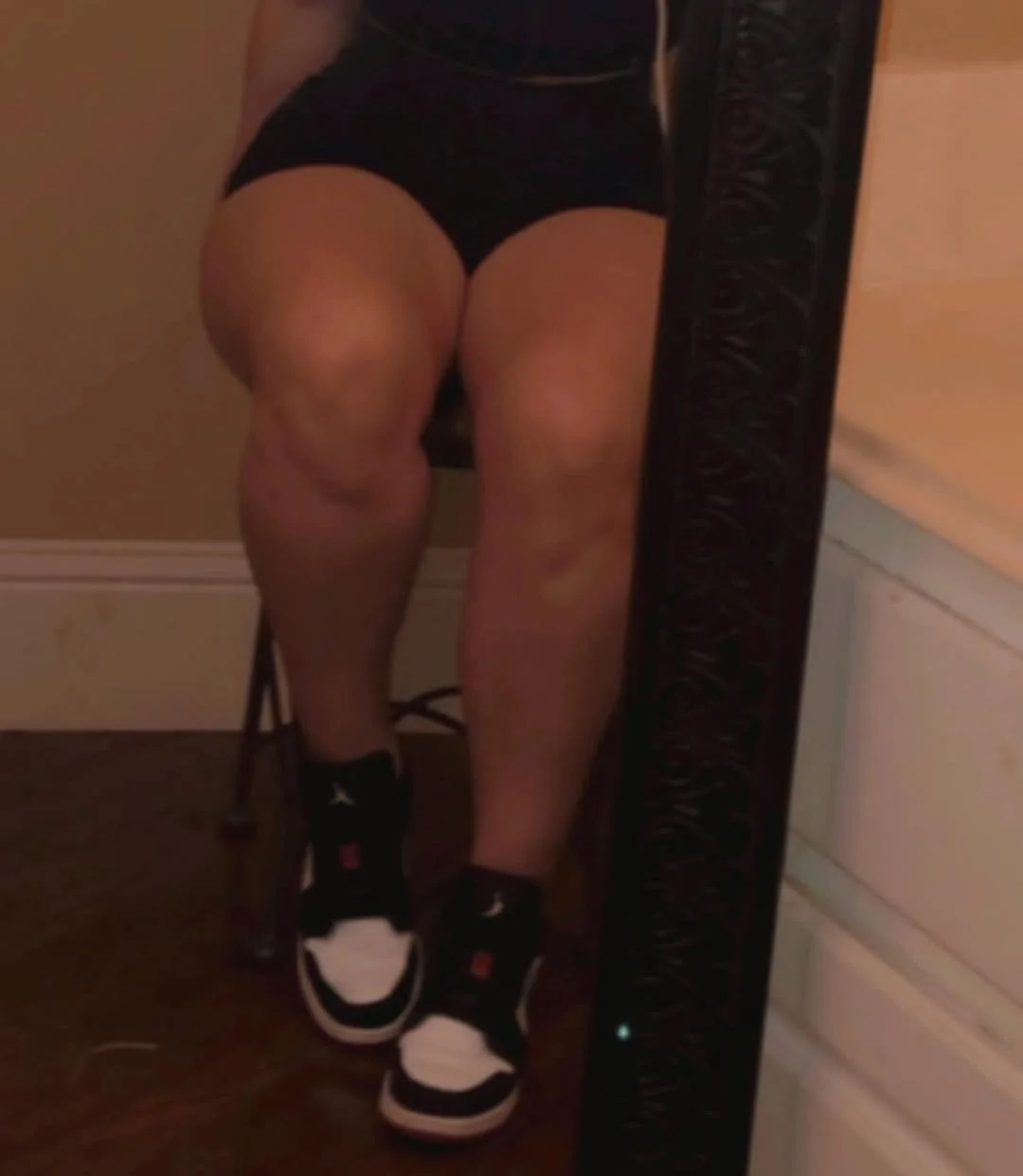 goon to latina hips and legs 2 image 18