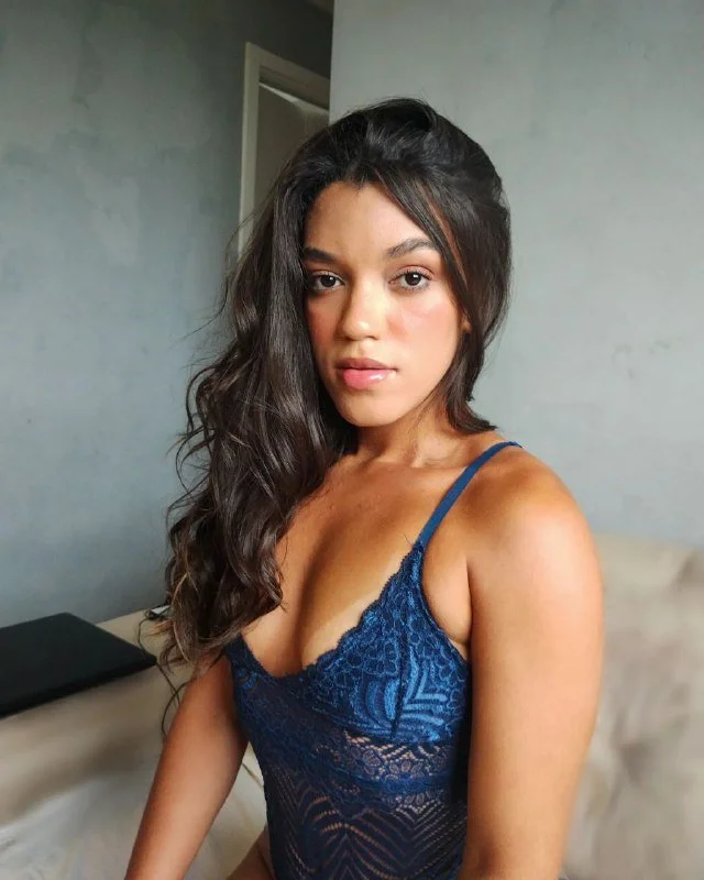 Michael Jackson vazou - morena malhada da academia mamando o piruzinho do cara image 2