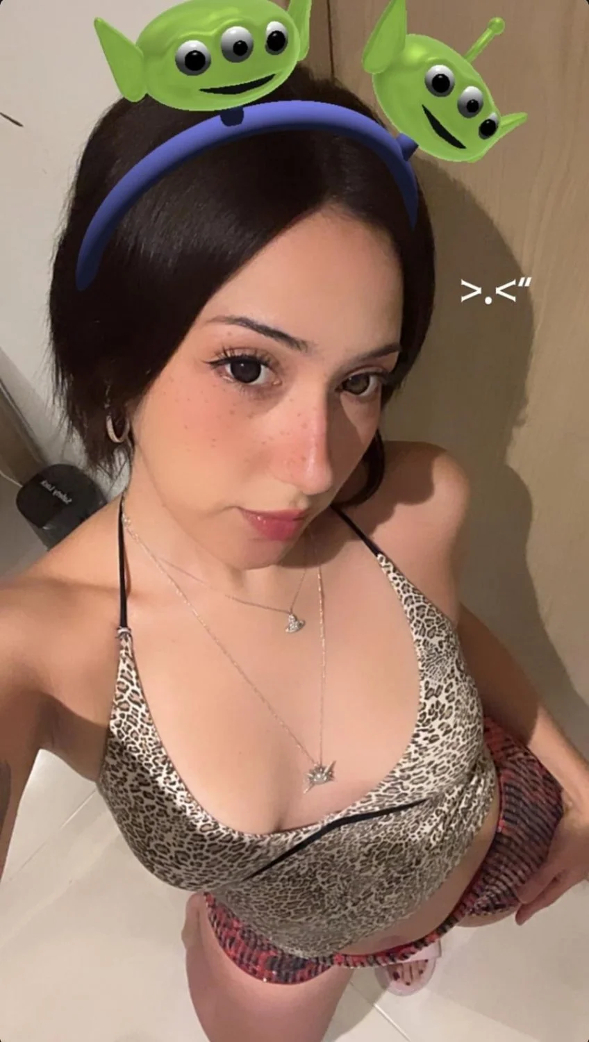 Tiempo sin subir a esta preciosa chica, gucchihab mexicana de Ig puta y hermosa image 24