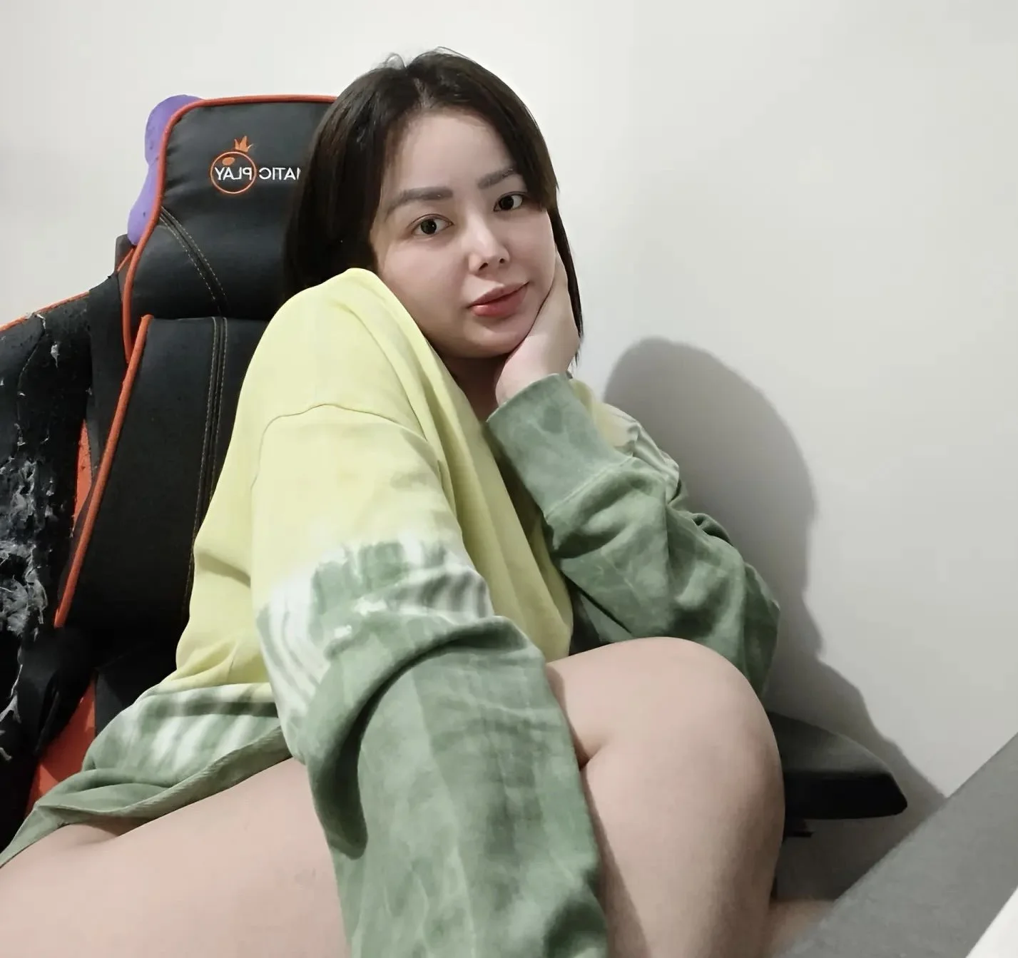 MILF Webslut 9: Thicc Asian Pinay Wife Filipina main image