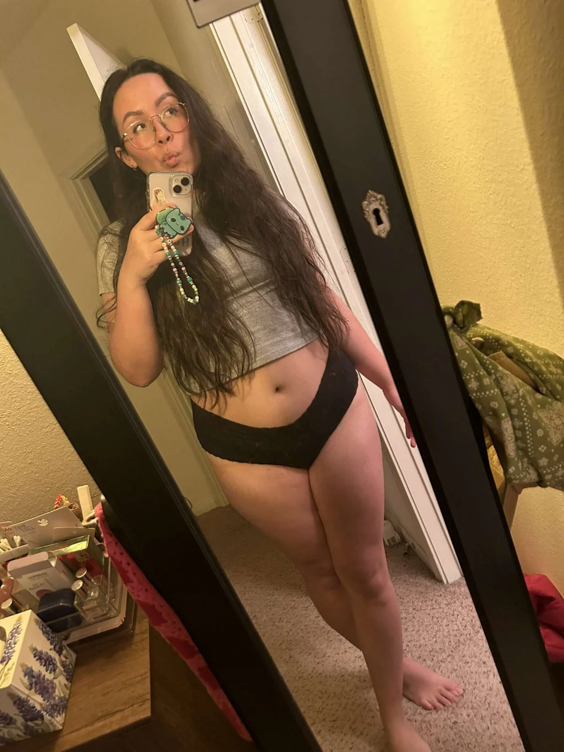 Ariel Hairy Milf in Lingerie 💕 image 12