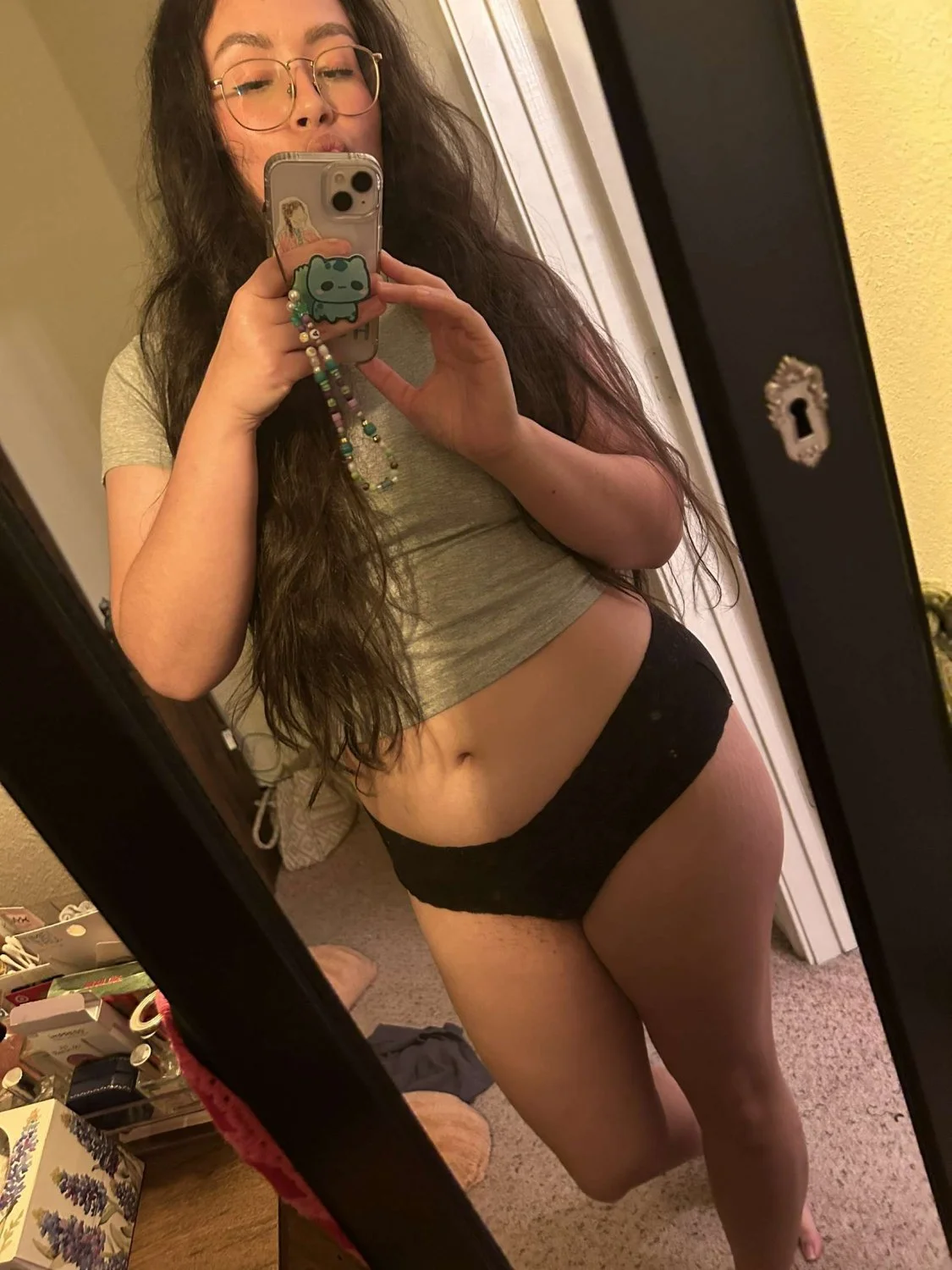 Ariel Hairy Milf in Lingerie 💕 image 21