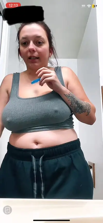 Tiktok milf in heat cover image