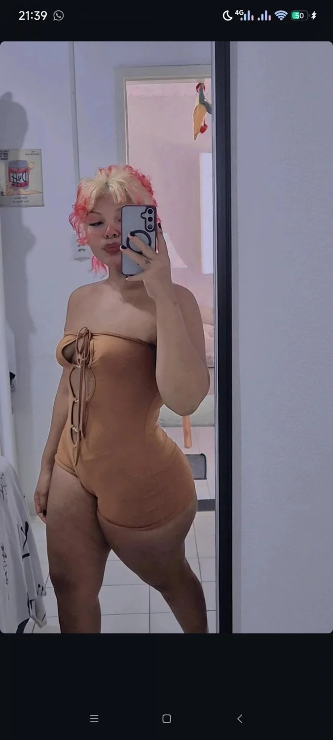 mais dessa bucetuda exibidinha mulher gostosa do caralho image 15