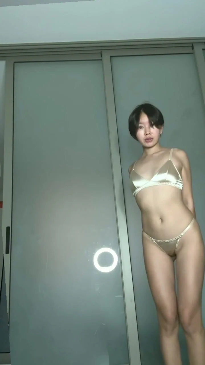 🔞 perfect ass naked dripping moaning wet orgasm 💦🫦 Check OF main image