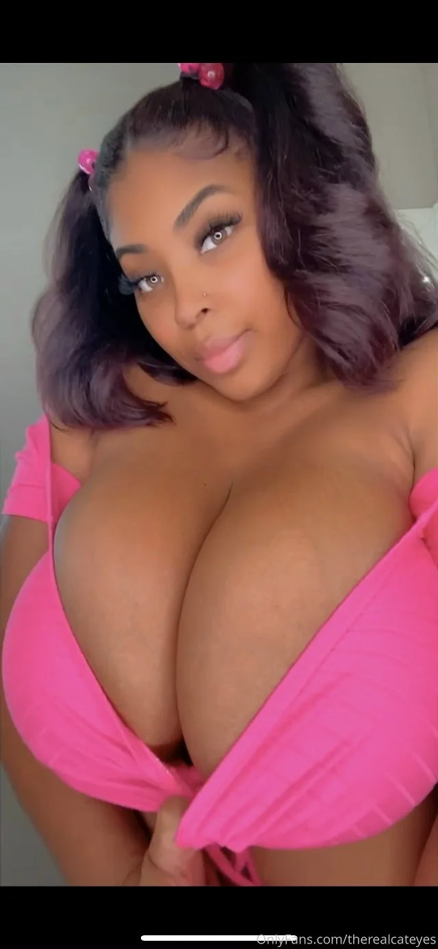 Therealcateyes image 3