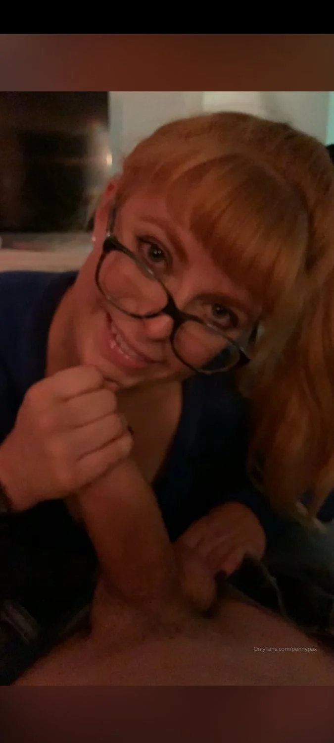 Penny's Ginger 🍪 pt.1 (Blowjob) image 2