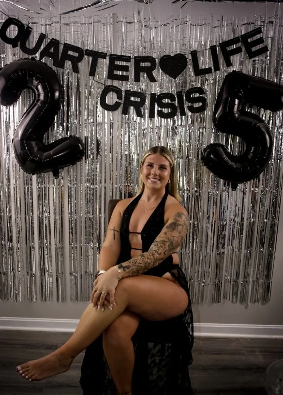 Gorgeous Pawg needs her cheeks clapped image 3