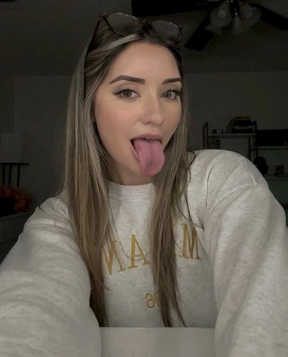 Gorgeous latina with an incredible tongue is begging to get throatfucked image 15