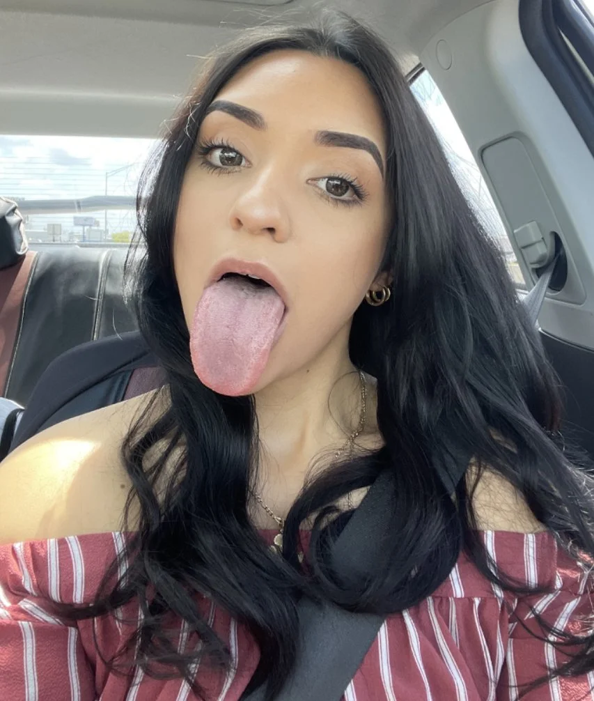 Gorgeous latina with an incredible tongue is begging to get throatfucked image 46