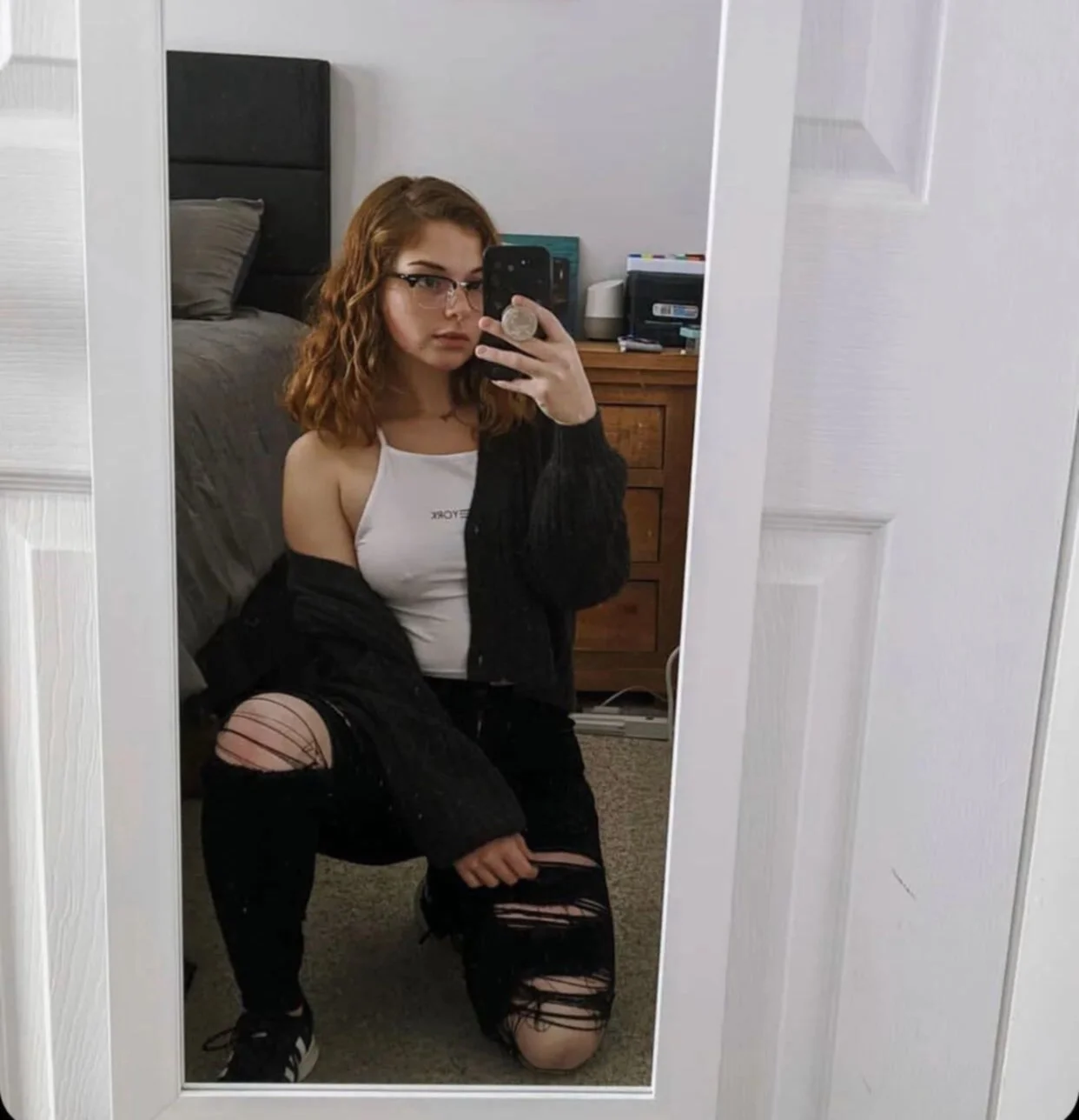 gorgeous slut gf Olivia image 4