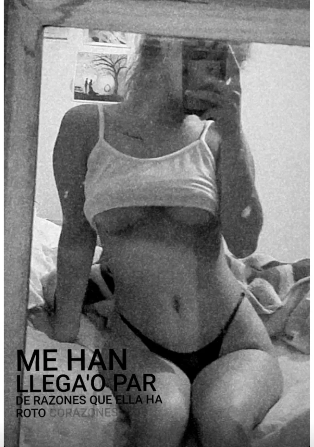 Mi prima se deja tocar las tetas cuando mis tíos no están cerca image 8