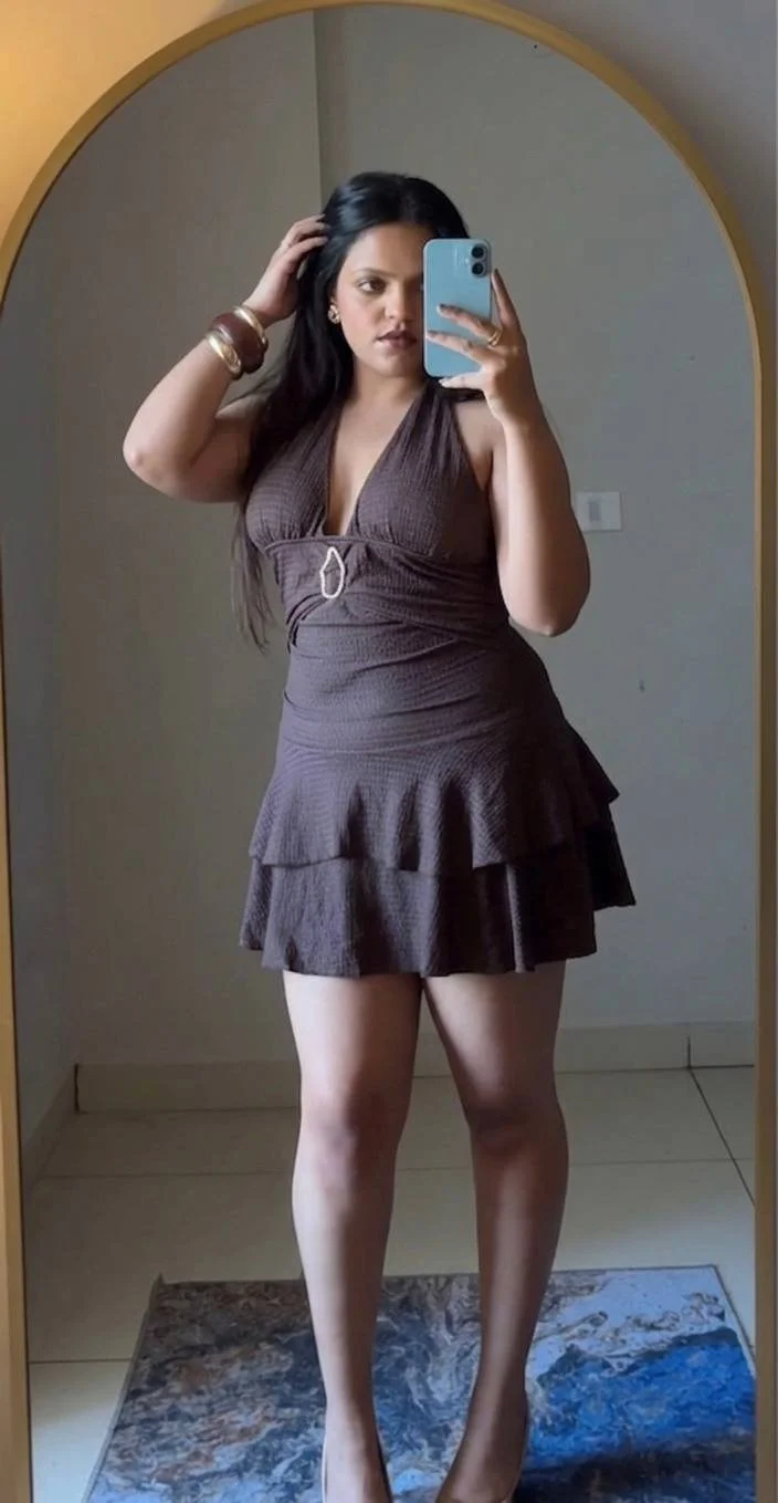 Indian baddie dusky simran with her face viral live stream image 3