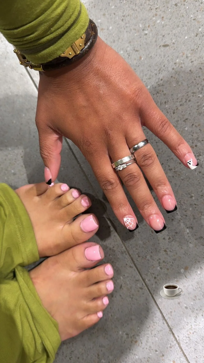 Beautiful feet image 9