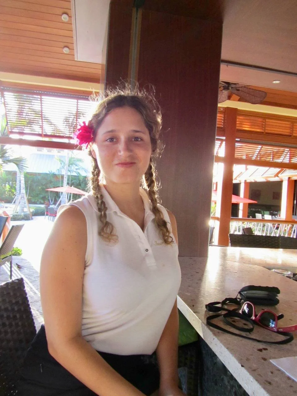 Andrea Sarasti. Tetas grandes de una gran escort y chef profesional de Bogota, Colombia image 3