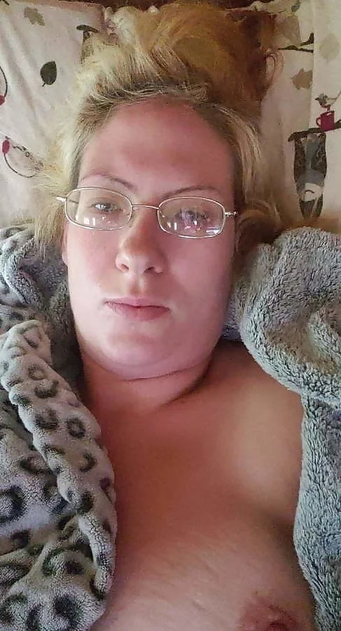 Blonde milf slut image 3