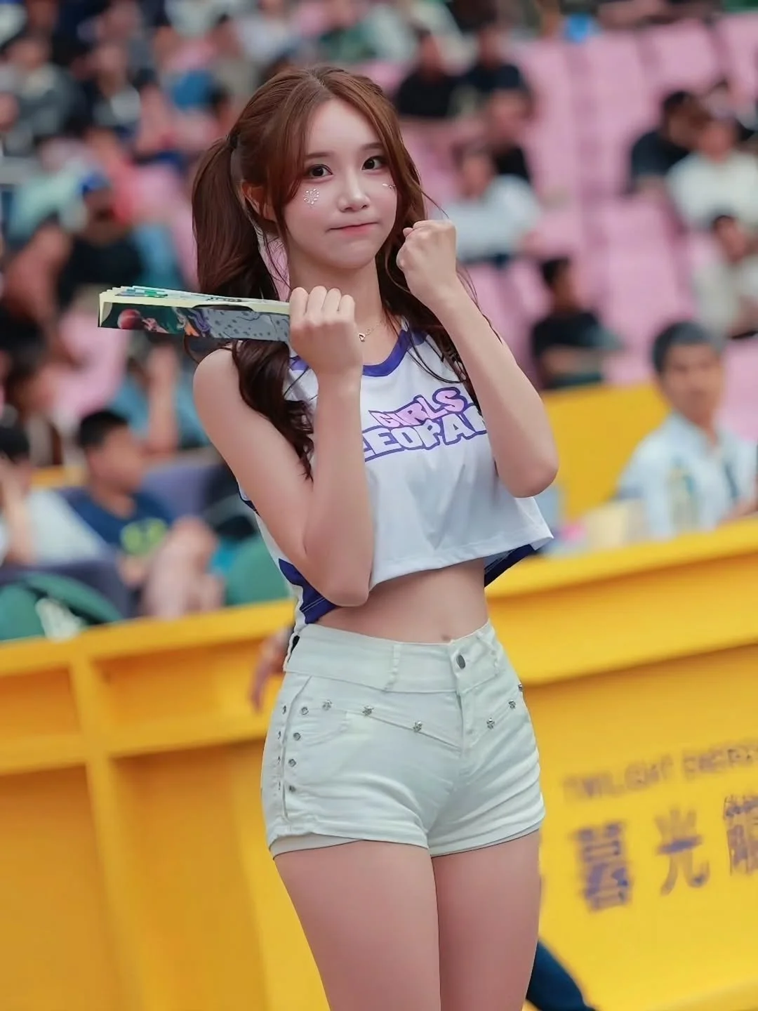 Hyunyoung image 7
