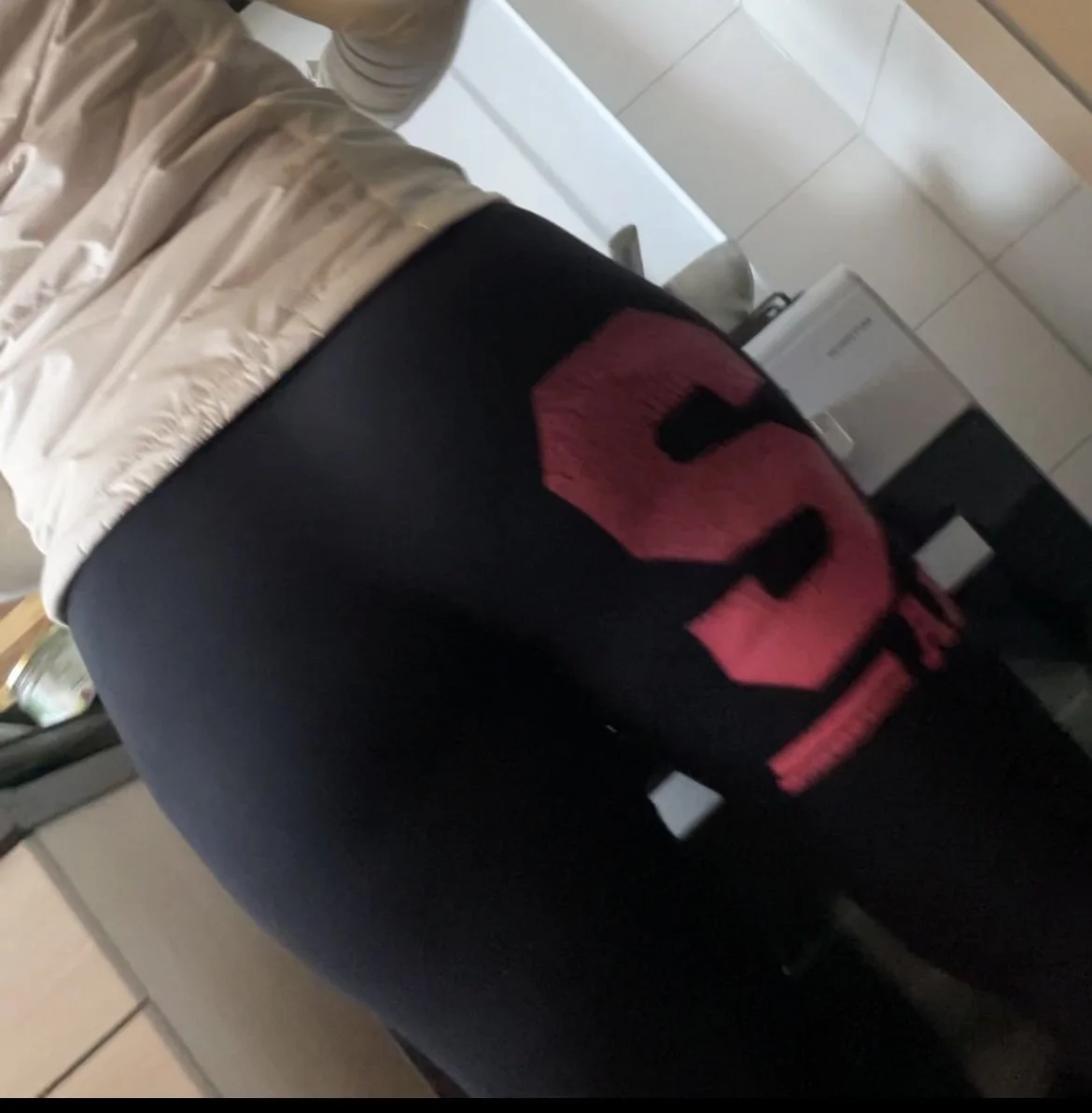 (Re upload) my moms ass collection image 14